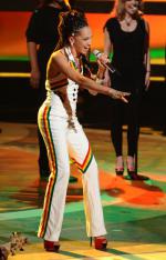 Американский идол: Поиск суперзвезды: 420x653 / 59 Кб