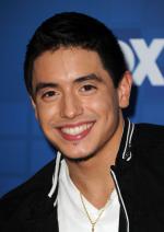 Американский идол: Поиск суперзвезды: 1452x2048 / 347 Кб