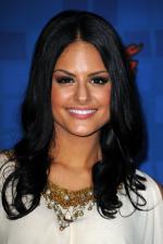 Американский идол: Поиск суперзвезды: 1373x2048 / 473 Кб