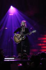 Американский идол: Поиск суперзвезды: 435x653 / 31 Кб