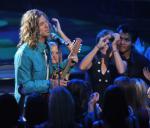 Американский идол: Поиск суперзвезды: 554x470 / 44 Кб