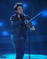 Американский идол: Поиск суперзвезды: 520x653 / 40 Кб