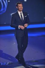 Американский идол: Поиск суперзвезды: 434x653 / 35 Кб