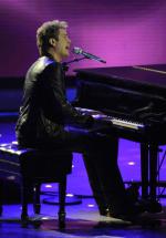 Американский идол: Поиск суперзвезды: 456x653 / 45 Кб