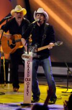 Американский идол: Поиск суперзвезды: 432x653 / 55 Кб