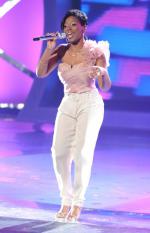 Американский идол: Поиск суперзвезды: 421x653 / 41 Кб