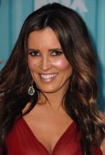 Американский идол: Поиск суперзвезды: 272x400 / 22 Кб