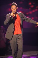 Американский идол: Поиск суперзвезды: 435x653 / 35 Кб