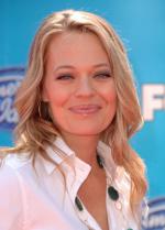 Американский идол: Поиск суперзвезды: 288x400 / 23 Кб