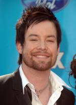 Американский идол: Поиск суперзвезды: 291x400 / 21 Кб