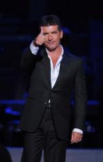 Американский идол: Поиск суперзвезды: 255x400 / 12 Кб