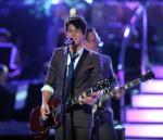 Американский идол: Поиск суперзвезды: 341x291 / 22 Кб