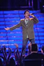 Американский идол: Поиск суперзвезды: 435x653 / 43 Кб