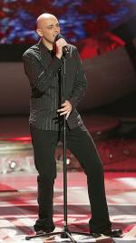 Американский идол: Поиск суперзвезды: 368x653 / 64 Кб