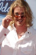 Американский идол: Поиск суперзвезды: 266x400 / 26 Кб