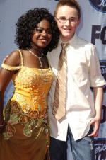 Американский идол: Поиск суперзвезды: 266x400 / 32 Кб