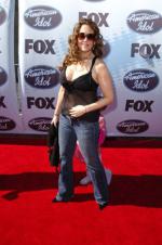 Американский идол: Поиск суперзвезды: 266x400 / 28 Кб