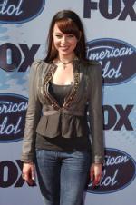 Американский идол: Поиск суперзвезды: 266x400 / 29 Кб