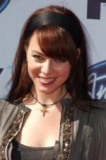 Американский идол: Поиск суперзвезды: 266x400 / 27 Кб