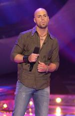 Американский идол: Поиск суперзвезды: 261x400 / 21 Кб