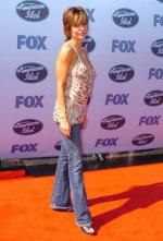 Американский идол: Поиск суперзвезды: 272x400 / 28 Кб