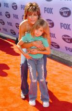 Американский идол: Поиск суперзвезды: 263x400 / 32 Кб