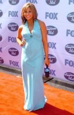 Американский идол: Поиск суперзвезды: 260x400 / 29 Кб