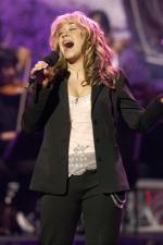 Американский идол: Поиск суперзвезды: 267x400 / 21 Кб