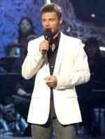 Американский идол: Поиск суперзвезды: 303x400 / 24 Кб