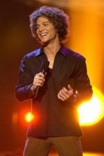 Американский идол: Поиск суперзвезды: 266x400 / 19 Кб