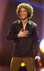 Американский идол: Поиск суперзвезды: 250x400 / 19 Кб