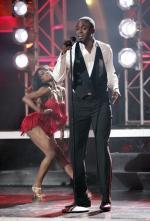 Танцы со звездами: 436x640 / 52 Кб