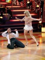 Танцы со звездами: 484x640 / 66 Кб