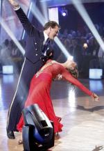 Танцы со звездами: 443x640 / 54 Кб