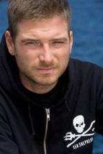 Китовые войны: 200x300 / 11 Кб