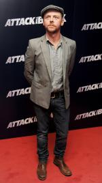 Чужие на районе: 1149x2048 / 413 Кб