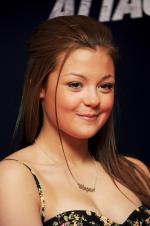 Чужие на районе: 1363x2048 / 532 Кб