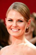 The 61st Primetime Emmy Awards: 267x400 / 19 Кб