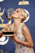The 61st Primetime Emmy Awards: 267x400 / 27 Кб