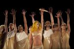 Леди Гага представляет: Тур «Бал Монстров» в Мэдисон Сквер Гарден: 1365x910 / 144 Кб