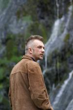 Ненужные люди: 1371x2048 / 327 Кб