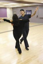 Танцы со звездами: 427x640 / 33 Кб