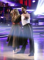 Танцы со звездами: 473x640 / 50 Кб