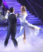 Танцы со звездами: 533x640 / 44 Кб