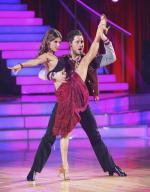 Танцы со звездами: 500x640 / 49 Кб