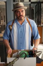 Декстер: 1356x2048 / 399 Кб