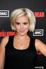 Ходячие мертвецы: 1363x2048 / 395 Кб