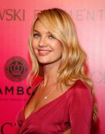 The Victoria's Secret Fashion Show: 1623x2048 / 465 Кб