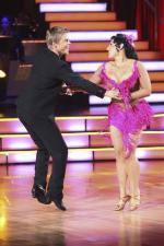 Танцы со звездами: 428x640 / 46 Кб