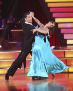 Танцы со звездами: 513x640 / 49 Кб